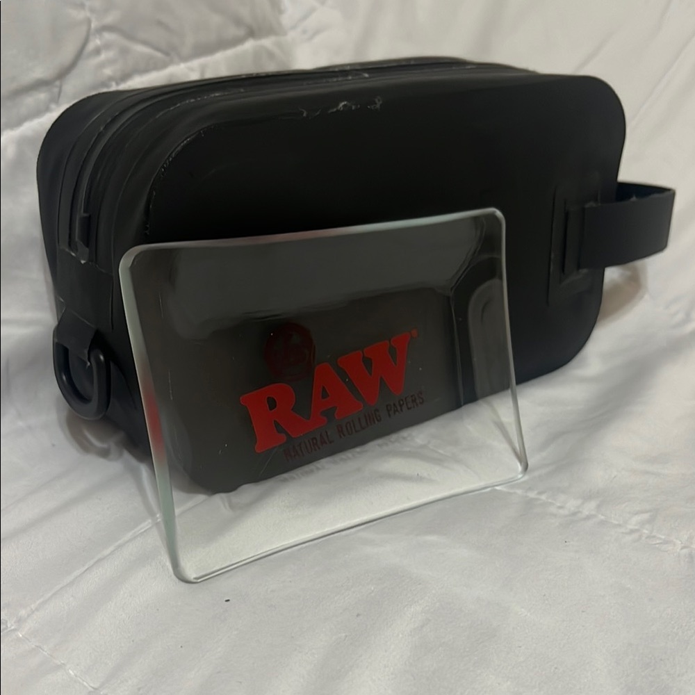 RAW Black Travel Case